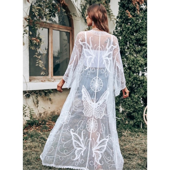 Bohemian Butterfly White Lace Kimono • Bridal • Honeymoon • - Picture 8 of 10